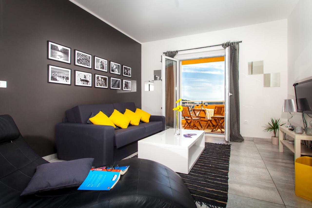 דוברובניק Two Bedroom Apartment With A Sea View & A Balcony מראה חיצוני תמונה
